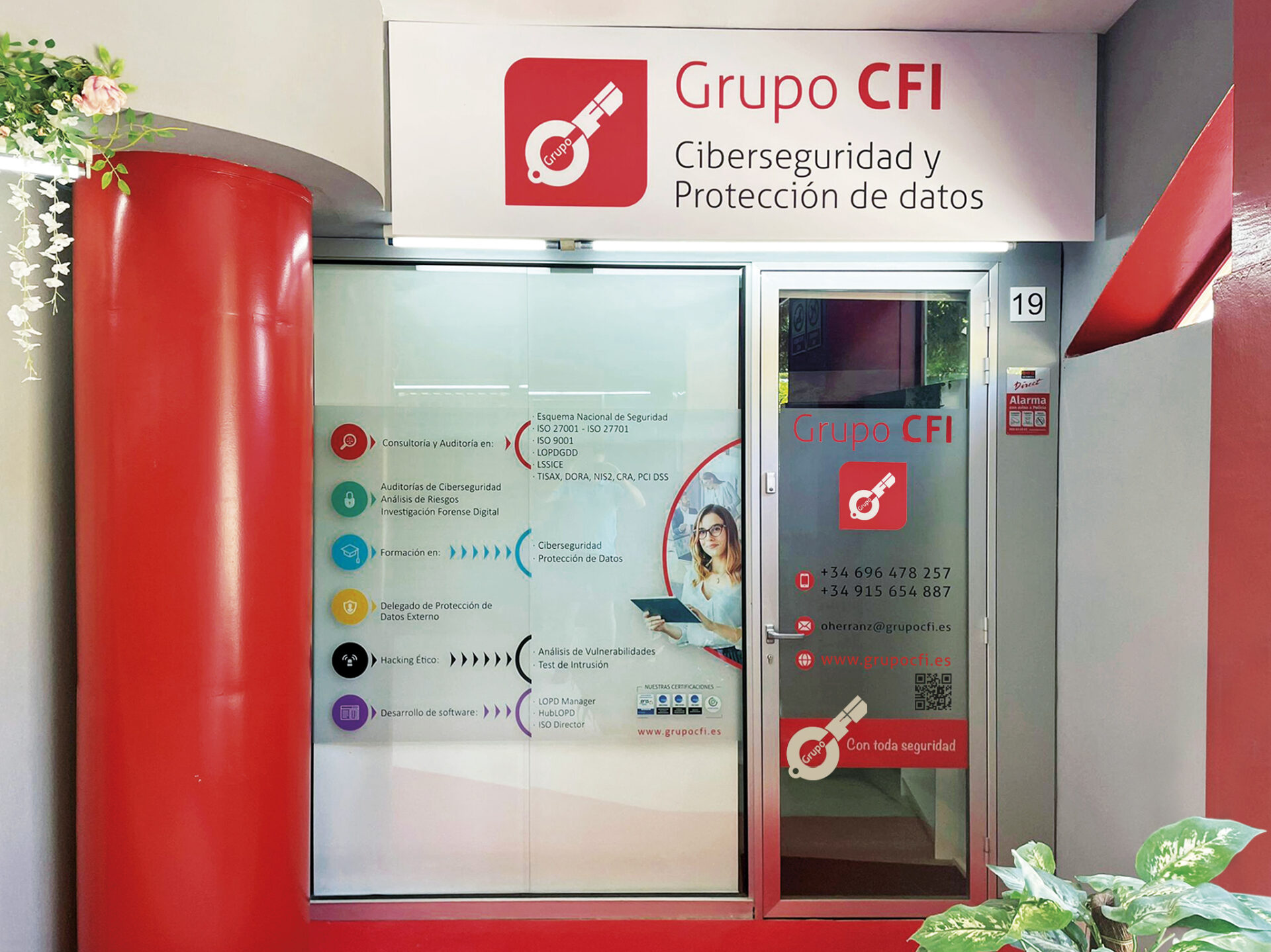 25-oficina Oscar Herranz_CMYK Oficina Franquicia Las Rozas, Madrid